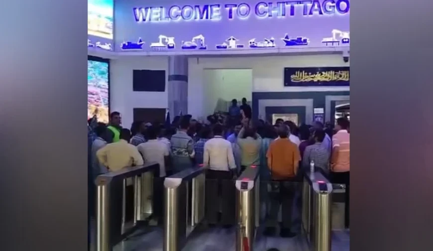 হাইকোর্টের রায়ের প্রতিক্রিয়ায় চট্টগ্রাম বন্দর শাটডাউনের ঘোষণা শ্রমিকদের